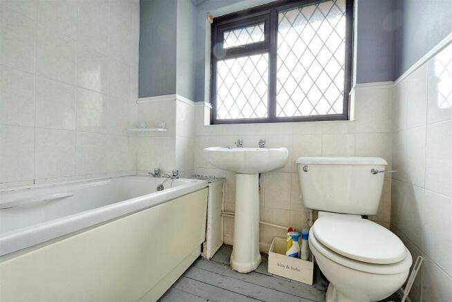 Bathroom.jpeg