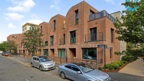 Saunders Park View, Brighton, East Sussex, BN2 4GY