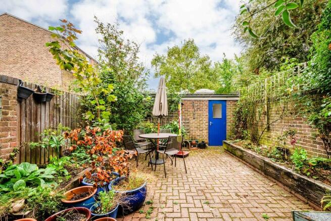 Vicars Close 16 -...