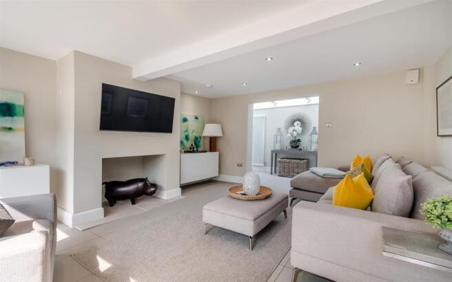8647023-interior20.jpg