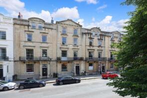 Second Floor Flat, 7, Gloucester Row, Clifton, Bristol BS8 4AW