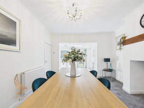 3 bed Terraced for sale Image 11