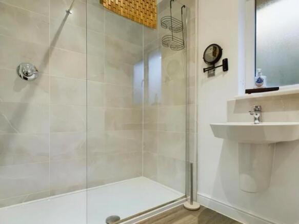 3 bed Detached for sale Image 10