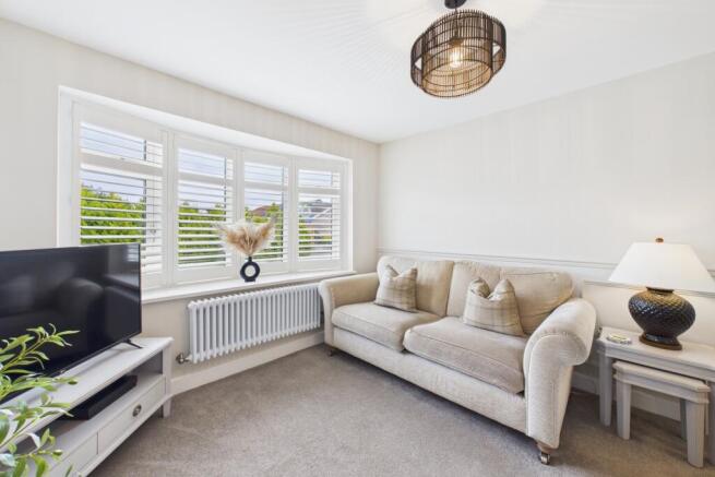 3 bed Semi-Detached for sale Image 12
