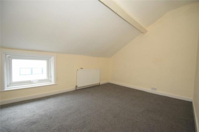 3 bed Terraced for sale Image 8