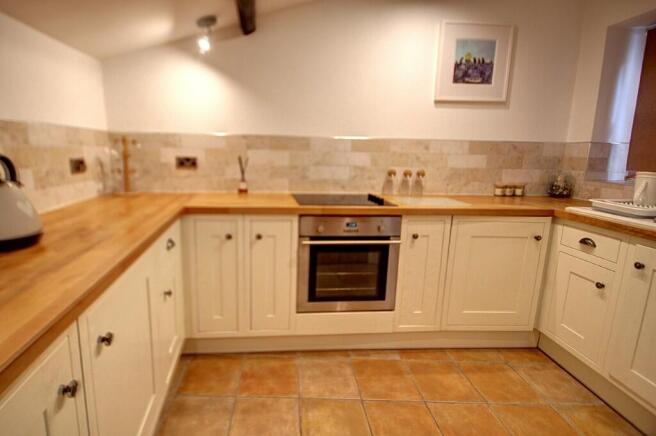 3 bed Terraced for sale Image 4