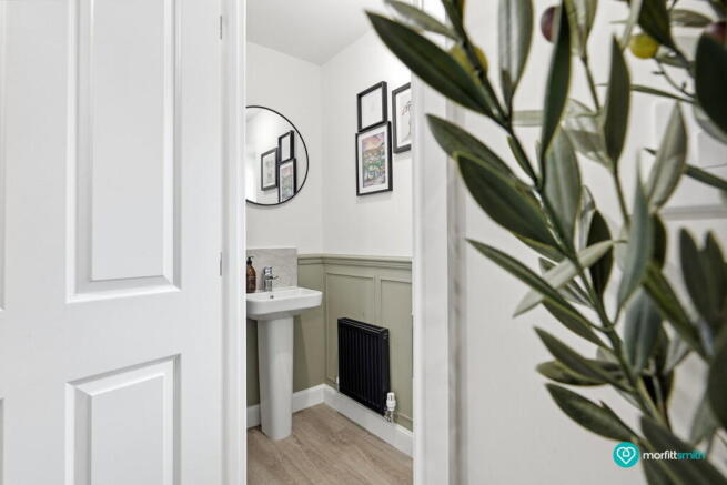4 bed Detached for sale Image 5