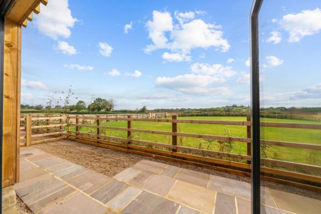 3 bed Barn Conversion for sale Image 5