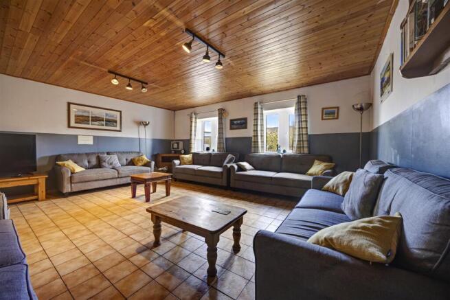 Lounge_04.jpg