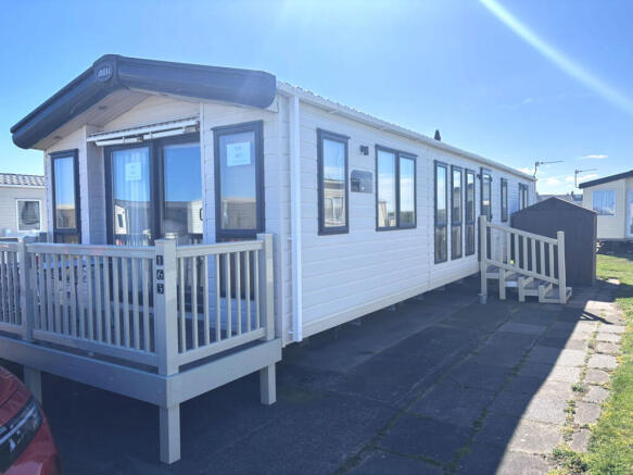 2 bed Caravan for sale
