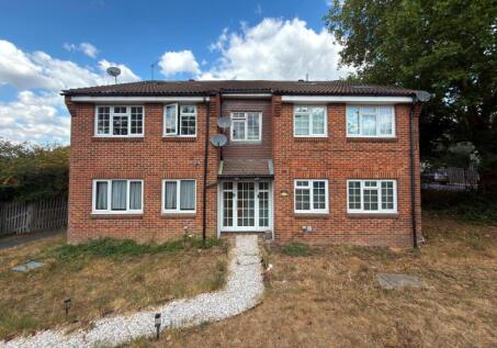 42 St. Peter's Close, Tooting, London, SW17 7UH
