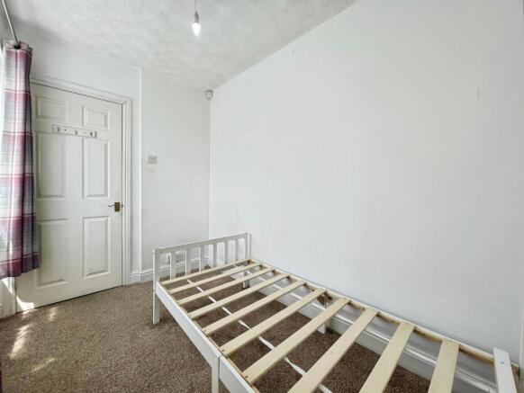 3 bed Semi-Detached for sale Image 12