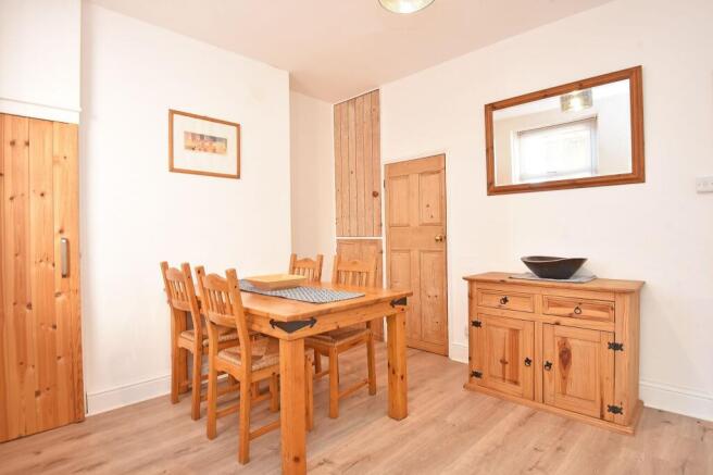 2 bed House for sale Image 7
