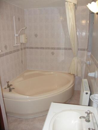Bathroom detail