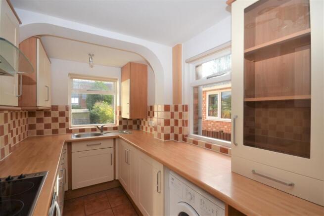 Kitchen2.jpg