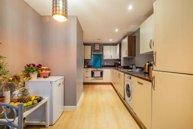 8494342-interior18-800