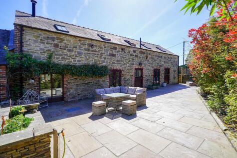 Pocknedge Lane, Holymoorside, S42