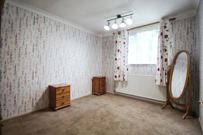 3 bed Semi-Detached Bungalow for sale Image 11