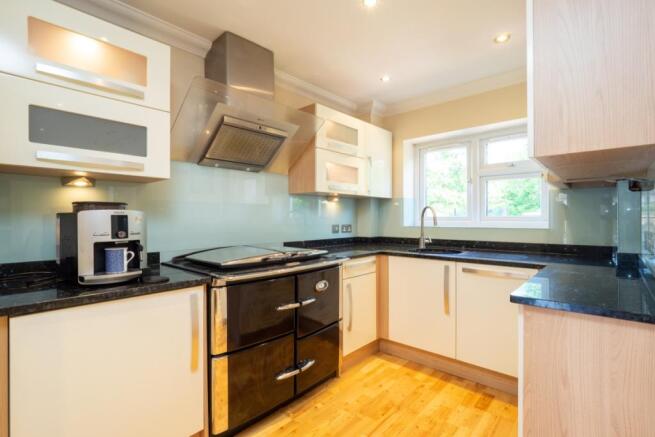 Kitchen/Breakfast Ro