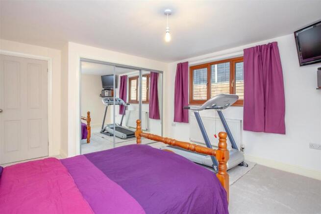 Bedroom 3 Reverse Angle.jpg