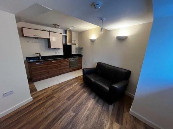 Lounge angle 2