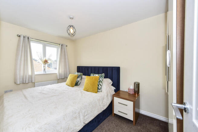 3 bed Terraced for sale Image 11