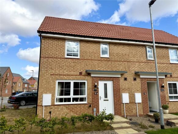 2 bed Semi-Detached for sale Image 11