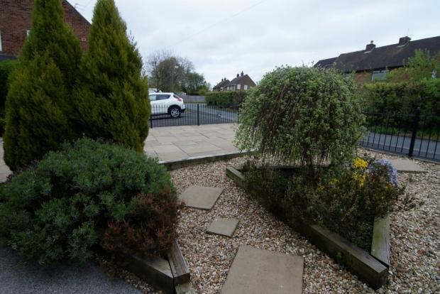 Front Garden Image 2
