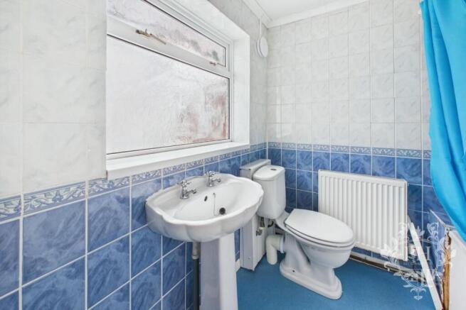 2 bed Terraced for sale Image 5