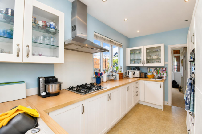 3 bed Semi-Detached for sale Image 7