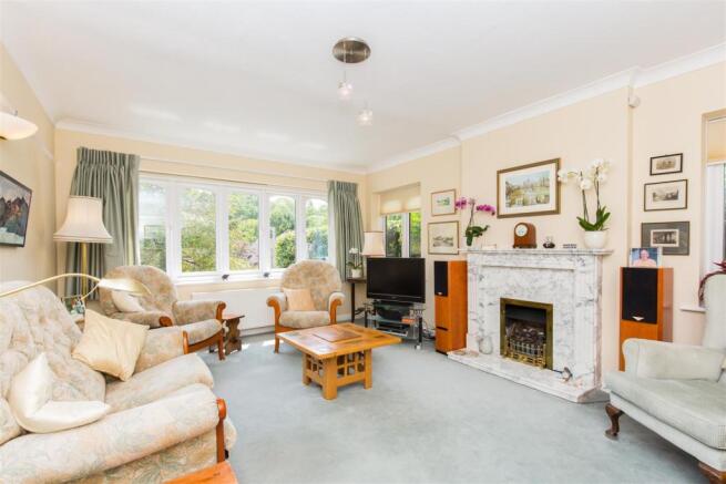 12 Winterbourne Mews-11.jpg