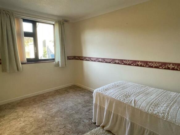 Bedroom...jpg