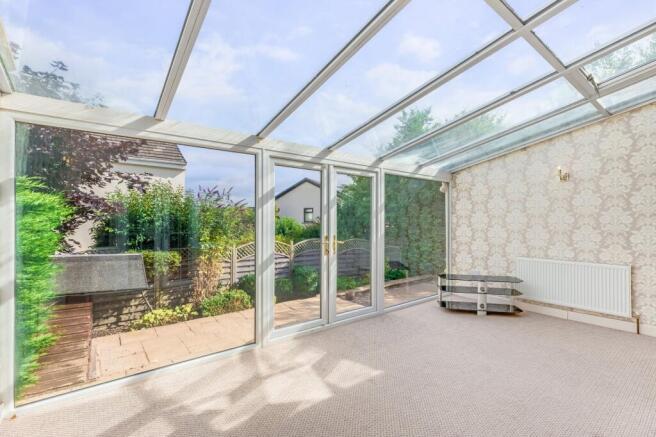 4 bed Detached for sale Image 7