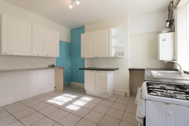 4 bed Terraced for sale Image 11