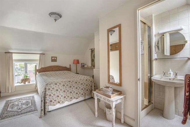 Bedroom.jpg