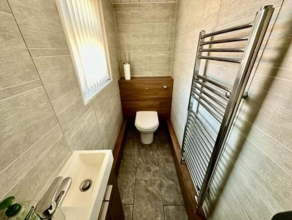 3 bed House to rent Image 4