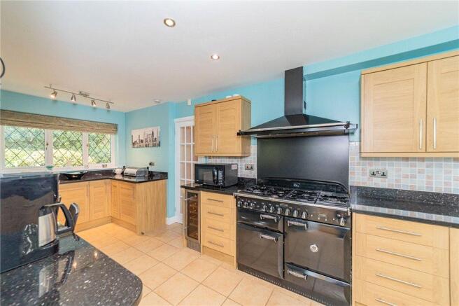 Kitchen Alt 2