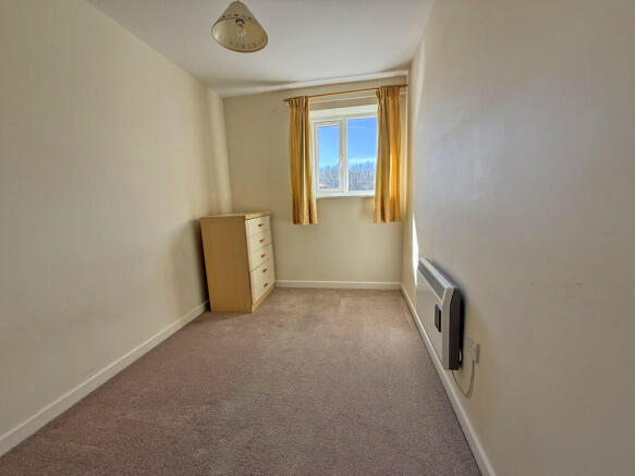 2 bed Apartment for sale Image 8