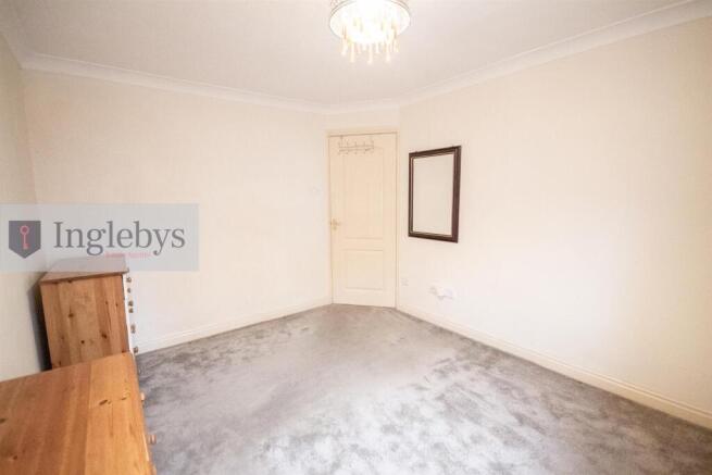 1 bed Apartment for sale Image 12