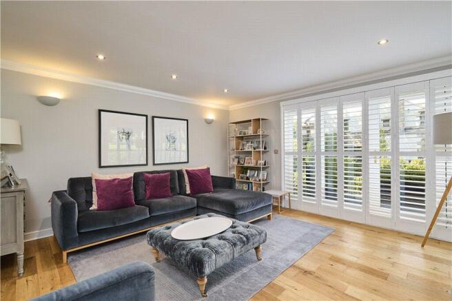 2 bed Apartment for sale Image 5