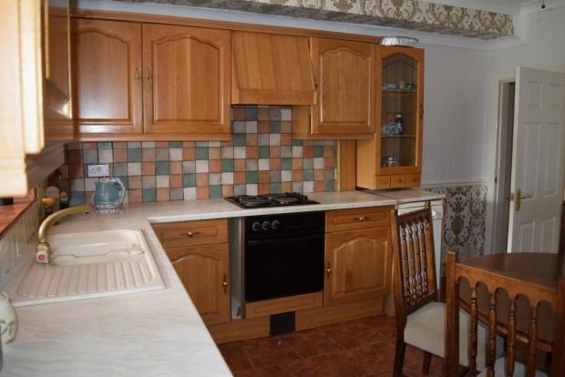 Dining Kitchen Image 2