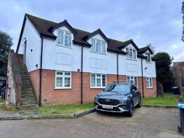 4, Little Court, Riverside Gardens, Berkhamsted HP4 1AR