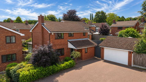Denbury Drive, Altrincham, WA14