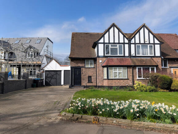 3 Bed Semi-Detached with Additional Self-Containe