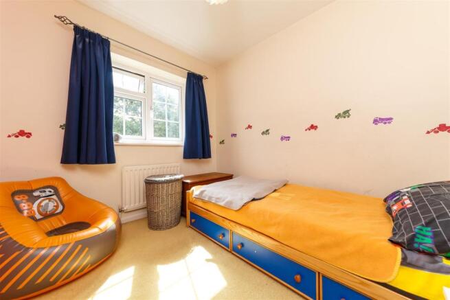 15 Gorst Close (7 of 23).jpg