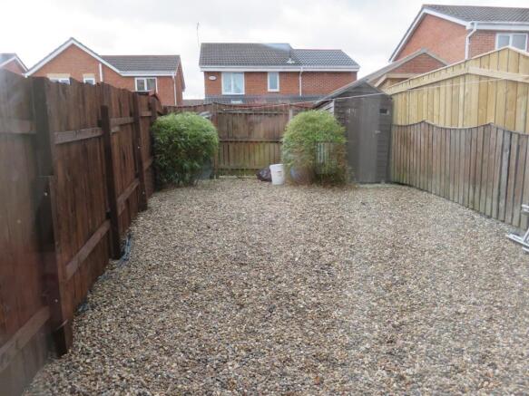 3 bed Terraced to rent Image 11