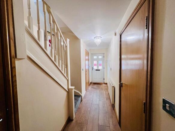 HALLWAY (2).jpeg