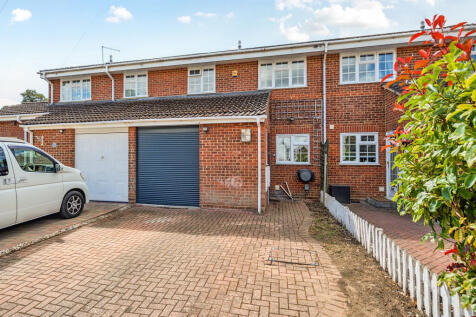 Charthouse Road, Ash Vale, GU12