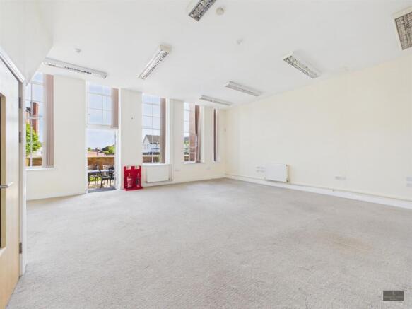 CAM02887G0-PR0658-STILL006.jpg