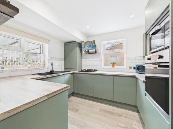 CAM05192G0-PR0156-STILL005